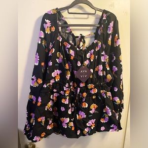Ava & Viv NWT floral blouse 3X.